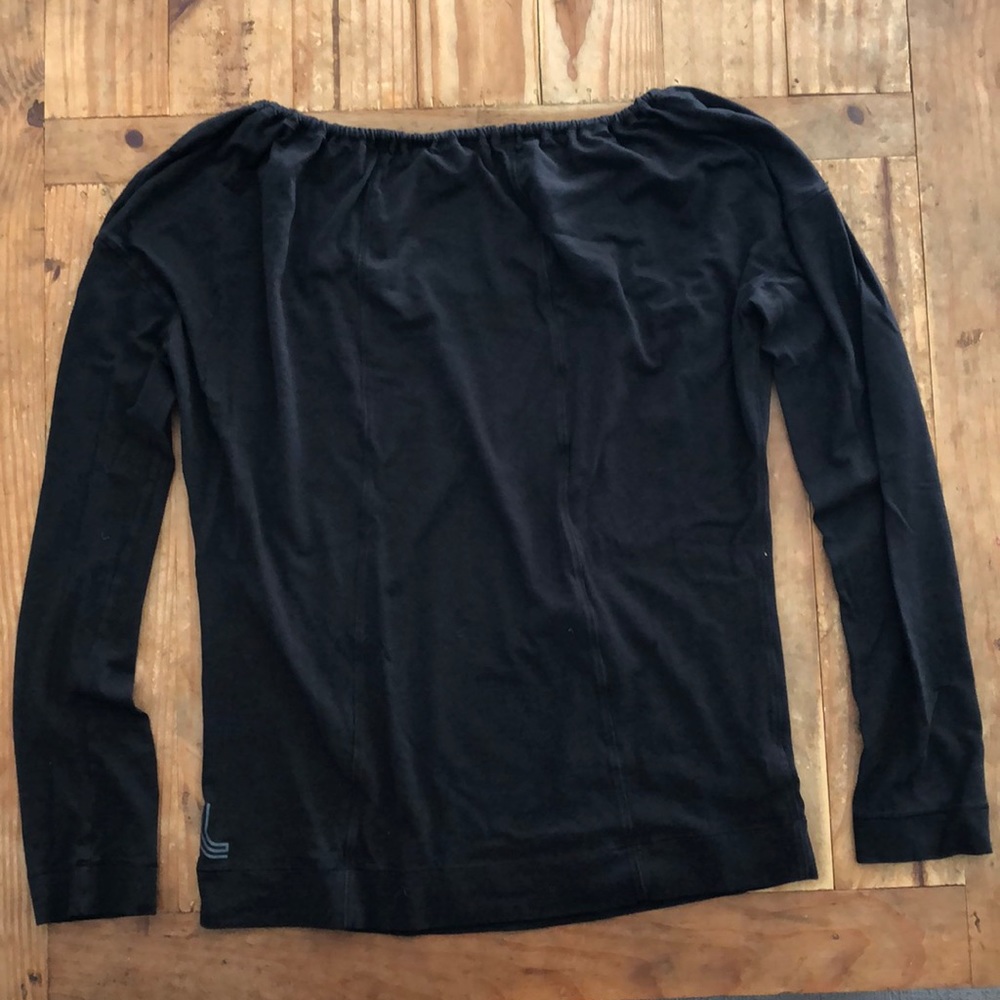 EUC Lole Black Scoop neck- Worn both ways!